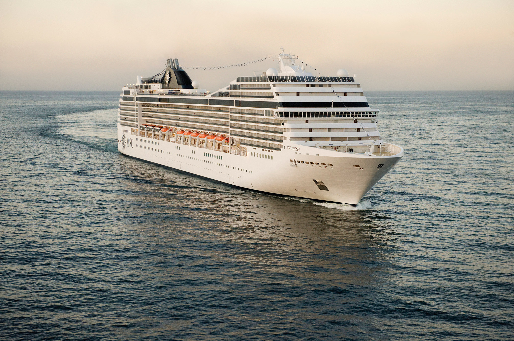 MSC Poesia MSC Cruises Kreuzfahrten 2022/2023